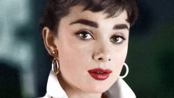 Audrey-Hepburn-audrey-hepburn-35449089-903-900